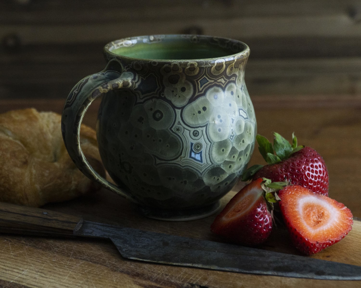 #MugShotMonday and a question. I feel like I did a good job with the lighting and I love how it looks like an old renaissance still life… but that red color pops! Do the strawberries just steal the show?