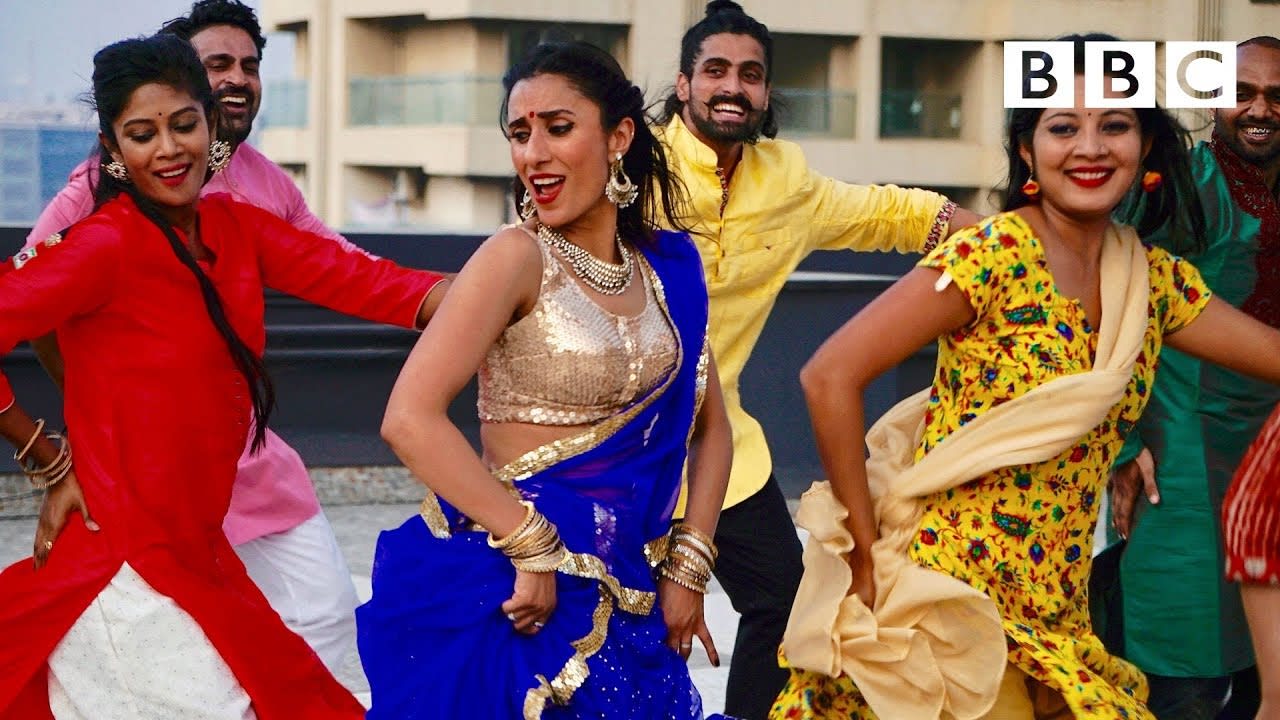 Anita Rani learns to perform like a Bollywood star - BBC