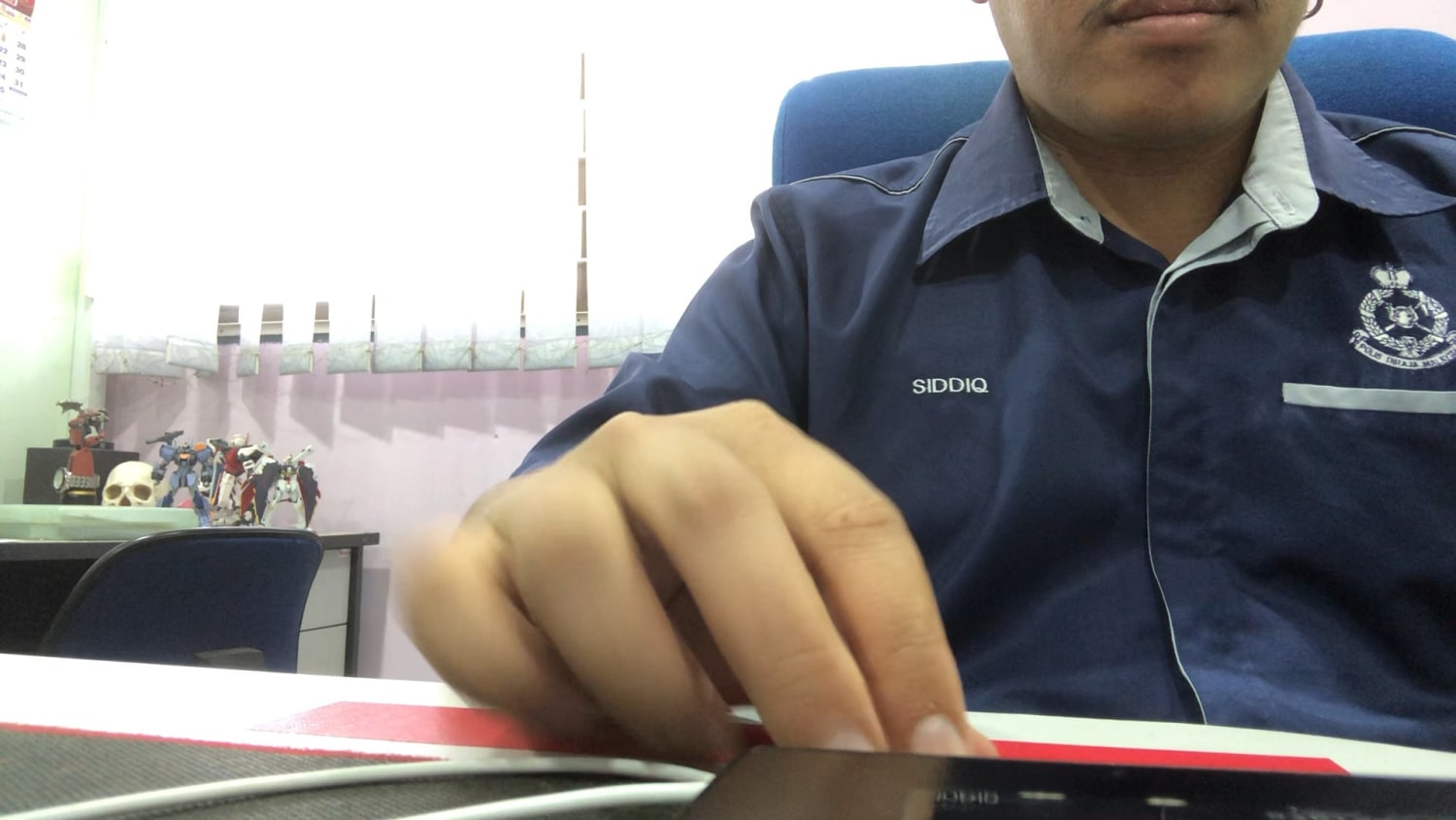 I haven’t done this in a long time. See how popular it is here, I might show what I can do. Practice it a while before taking this video.