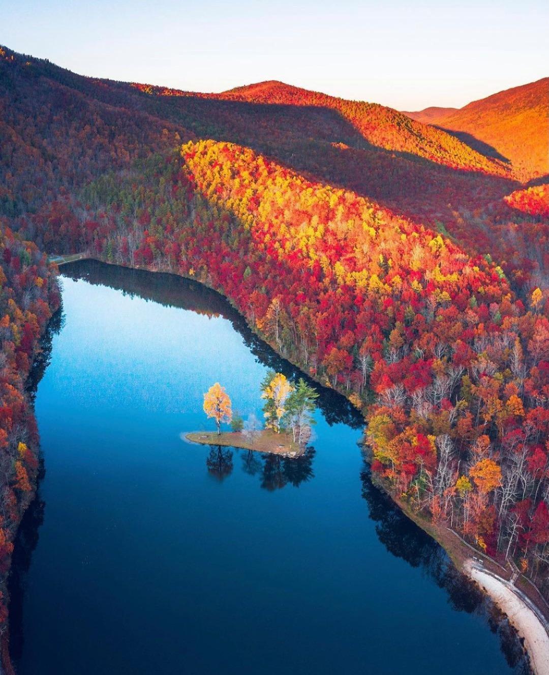 Fall in Virginia
