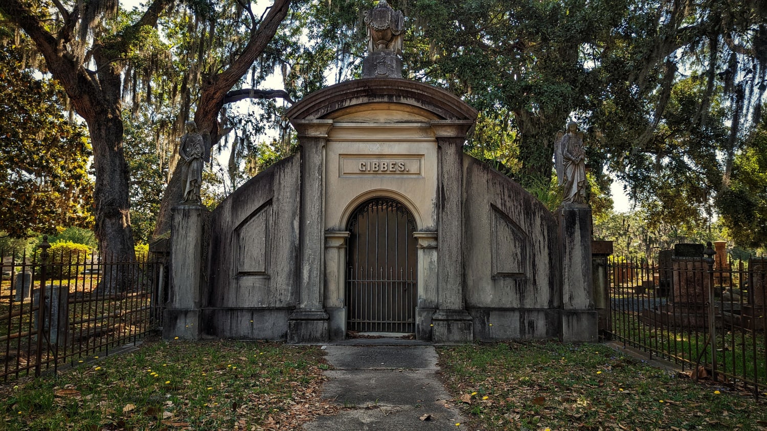 Gibbes Mausoleum (Magnolia Cemetery, Charleston, SC)