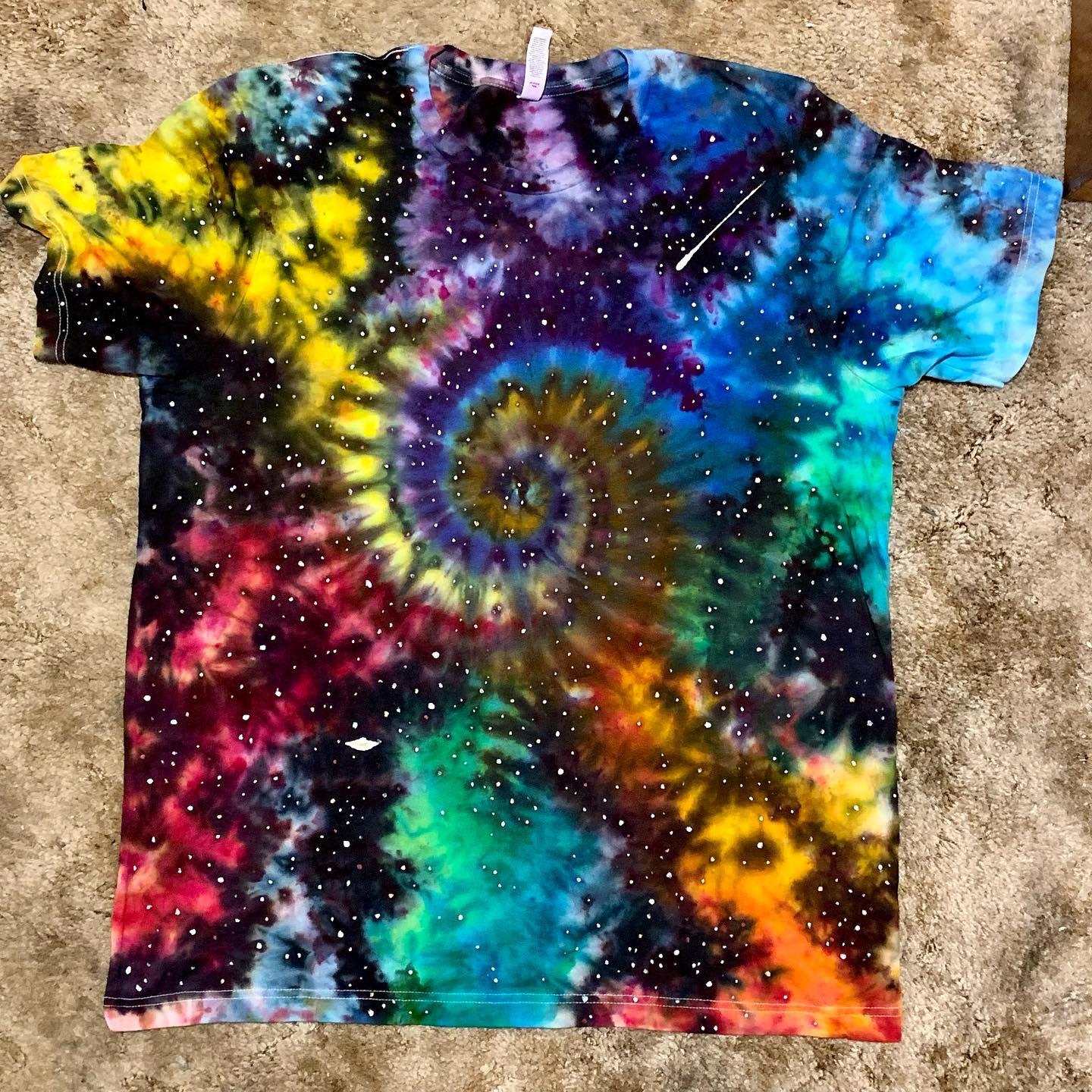 a fellow deadhead recommended i share this here. i was apprehensive since theres nothing dead about this besides it being tie dye, but hope i bring some warm n fuzzies to your day with this. and i miss jerry too!