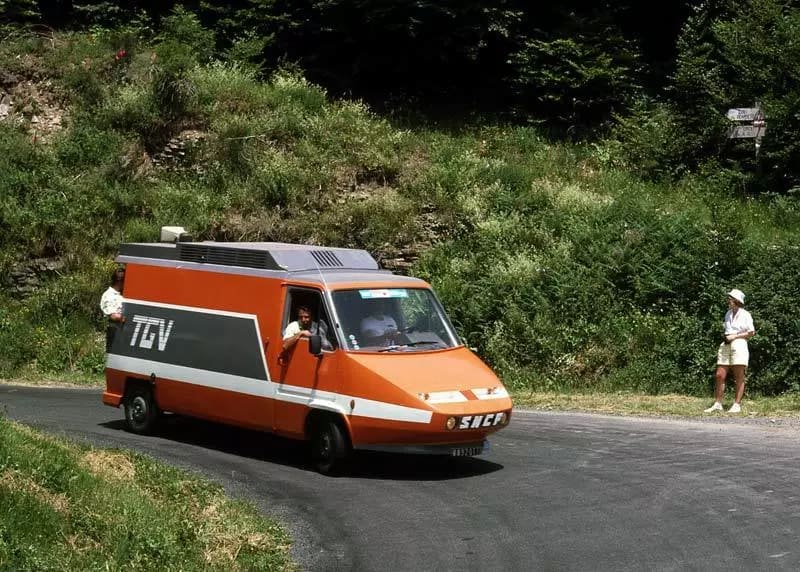 1983 Promotional van celebrating the french high speed train TGV for the Tour de France [Xpost from /r/GiscardPunk]
