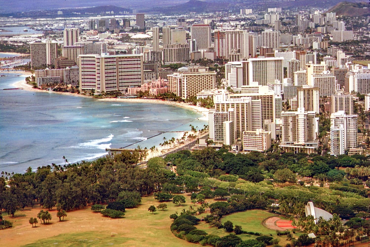 1973 view of Waikiki, Hawaii