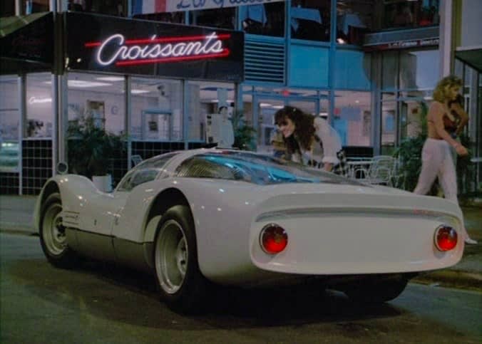 What car is it? (Miami Vice screenshot)