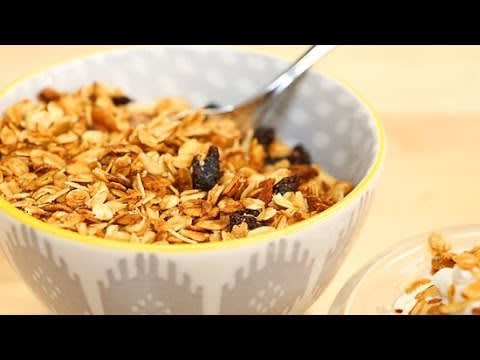 Homemade Granola Recipe in a Mason Jar! | Lighten Up