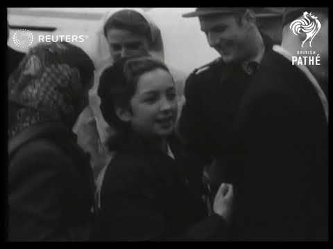 Fatherless children head to Switzerland for holiday as wedding present for Princess Elizabeth (1947)