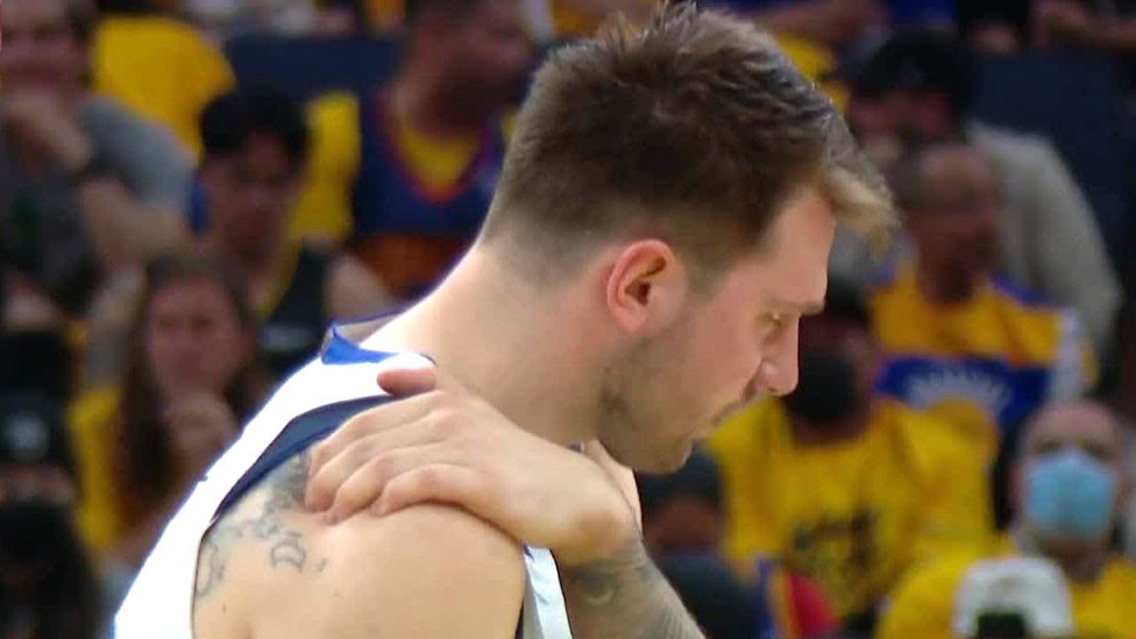 Luka Doncic bothered by apparent right shoulder pain in Game 1