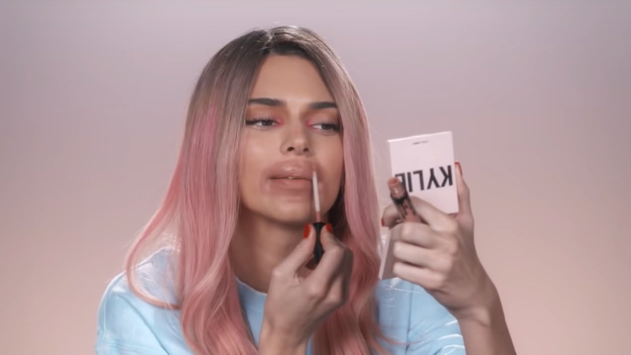 Kendall Jenner's Impression of Kylie Jenner Doing a Make-Up Tutorial Is Too Good