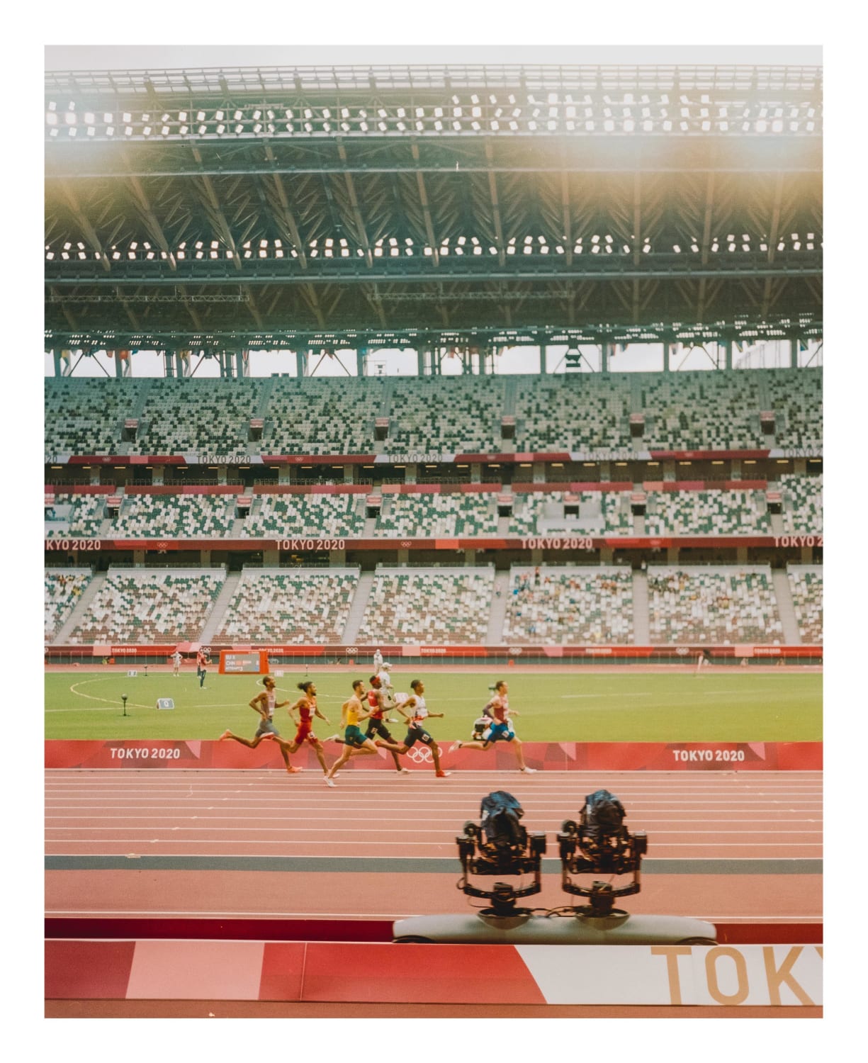 Another one from the Olympics. This time almost a “photo finish” of a men’s 800m race // Portra 400 // Bronica ETRSi // 75mm f2.8