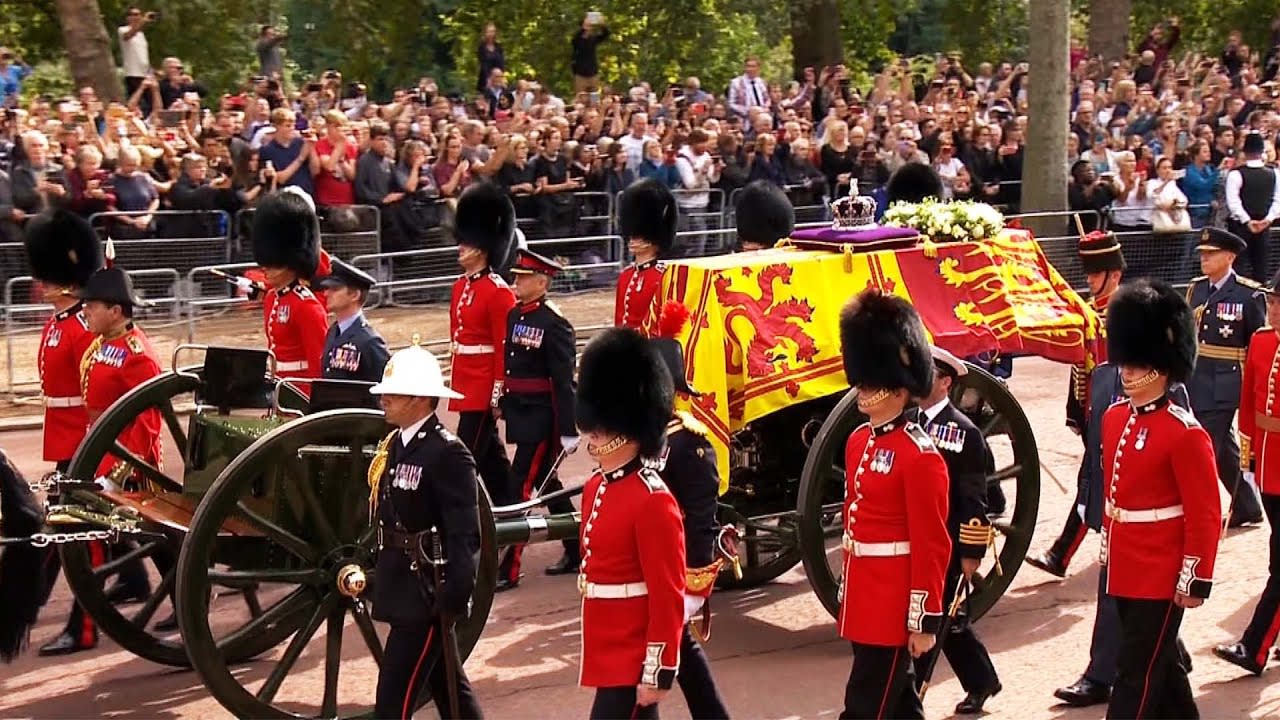 Queen Elizabeth II’s Coffin Moved to Westminster Hall