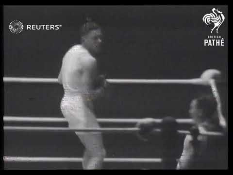 Amateur boxing in Wembley (1948)