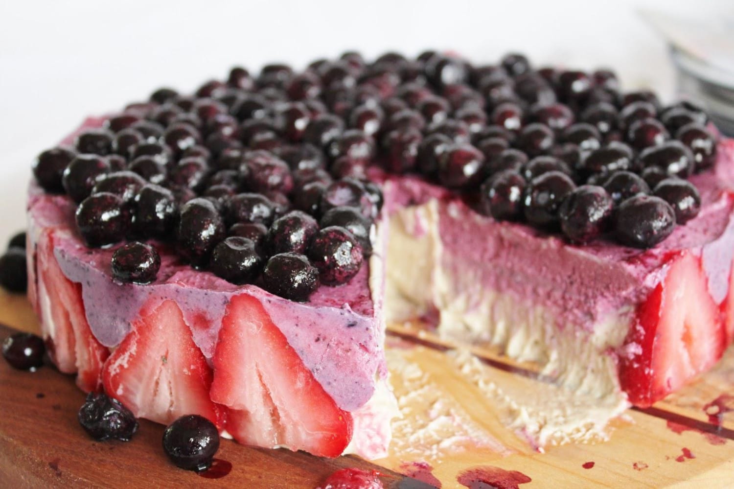 Blueberry Strawberry Banana Ice Cream Cake [Vegan]