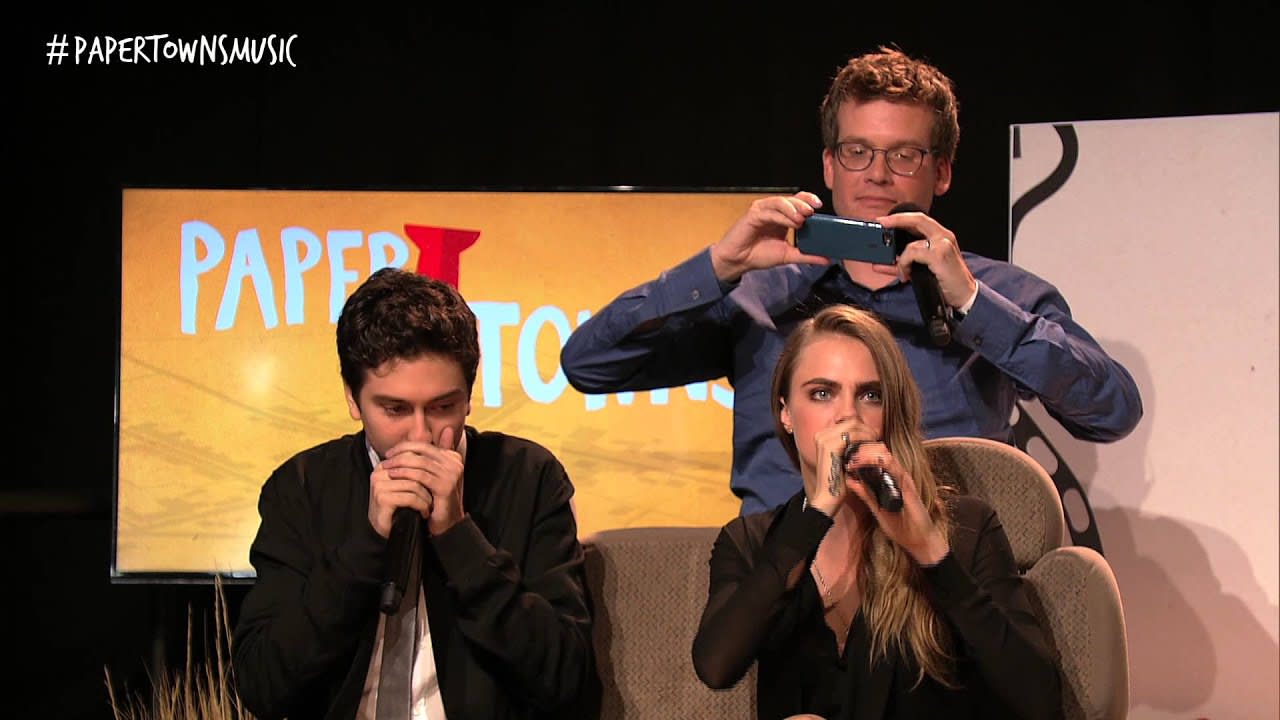 Cara Delevingne & Nat Wolff Beatbox (Live from the Paper Towns Get Lost Get Found Livestream)