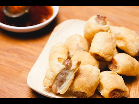 Baby British Sausage Rolls | SAM THE COOKING GUY
