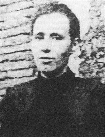 OtD 1 Jan 1897 Virginia Bolten edited the final issue of Argentinian anarchist feminist newspaper "La Voz de la Mujer". Bolten became a militant early in life, helped organise several worker and tenants strikes & was arrested and deported