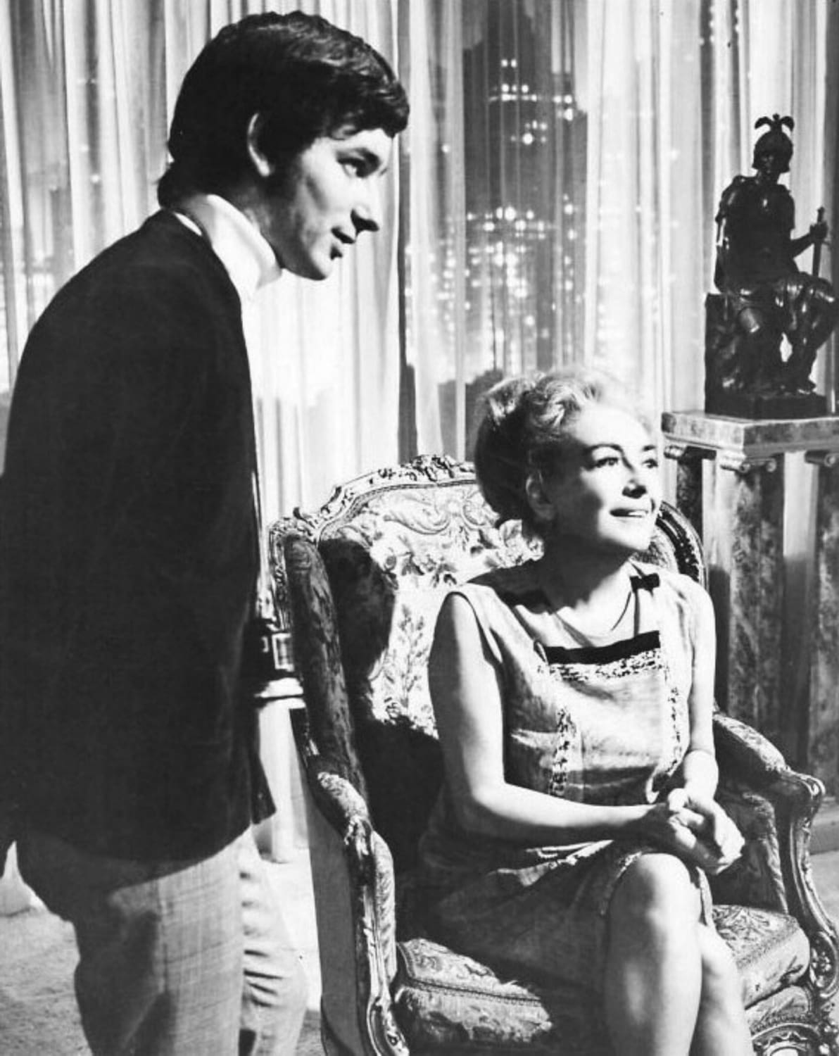 22 YO Steven Spielberg directing his first work in Hollywood, Roger Serling's TV Film and pilot The Night Gallery. Joan Crawford was the first actress he had to direct. November 1969.