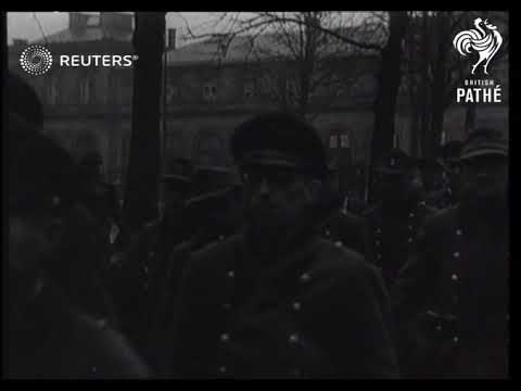 German military police taken prisoner in Strasbourg (1944)