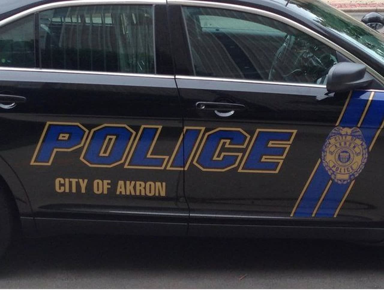 Akron police searching for man who shot at kids playing basketball in street