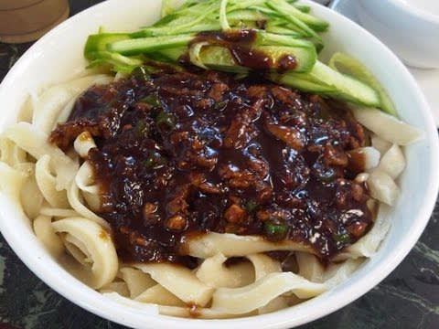How to Make Chinese Fried Sauce Noodles - Zha Jiang Mian