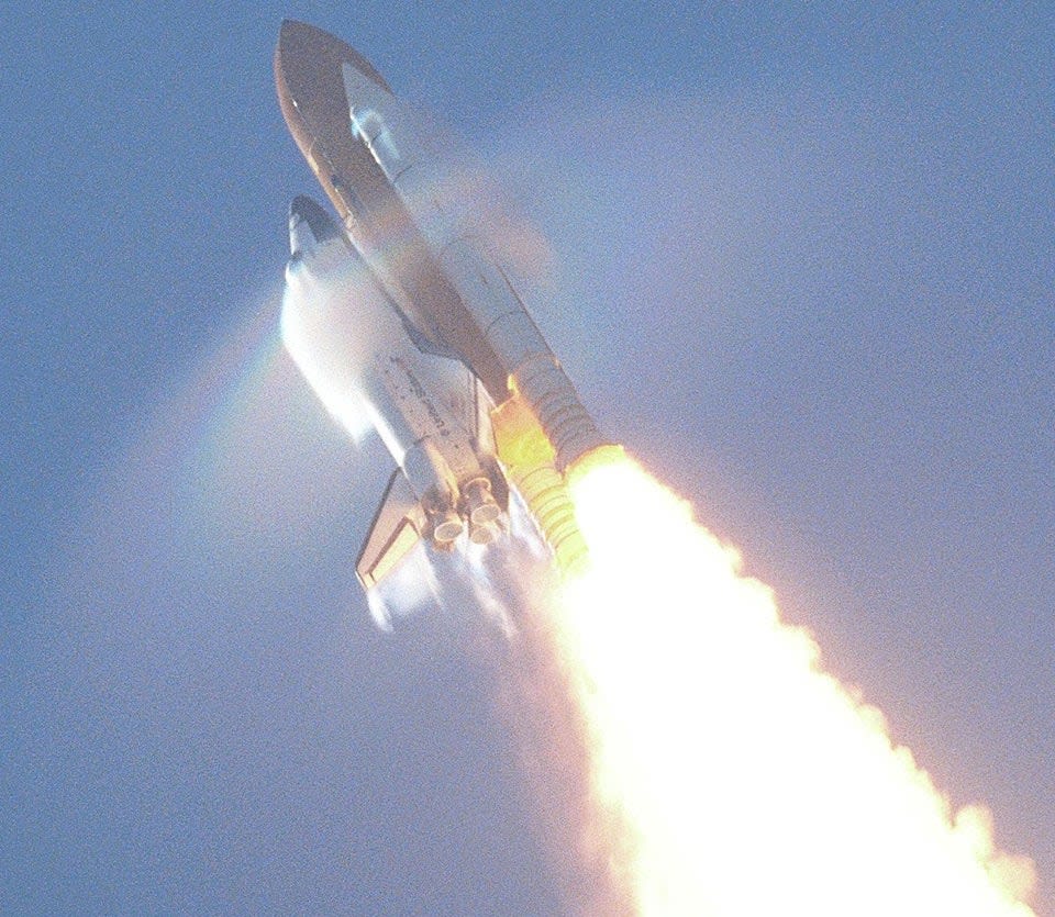 Space Shuttle Atlantis on STS-106, 8th September 2000