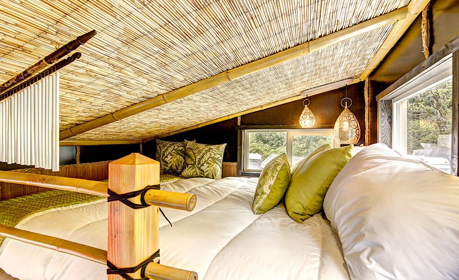 Mix 20 Amazing Loft Style Bedroom Design Ideas