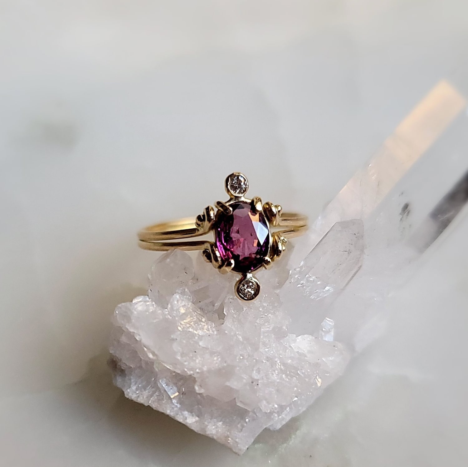 A few months ago, I posted my Circe and Demeter rings. The response I got from this wonderful sub encouraged me to start a whole collection of goddesses. This is the first finished piece in the new collection- Thetis, a color-change garnet befitting of a shape-shifting goddess.
