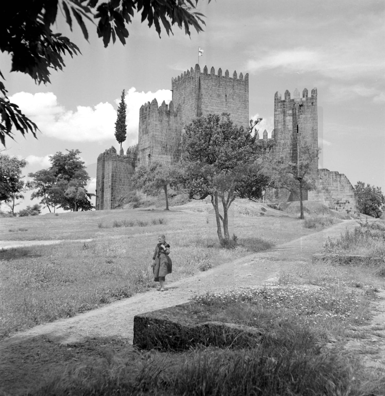 The Castle of Guimarães, birthplace of the Portuguese nation. It was in this castle that, 881 years ago, Portugal's first king, Afonso Henriques, established the independent Kingdom of Portugal. Picture taken in 1952.