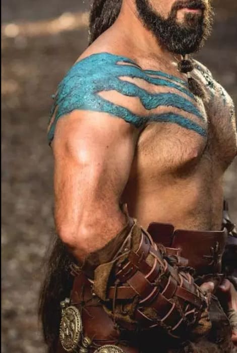 Mix 19 Halloween Costume Ideas For Men With Long Hair