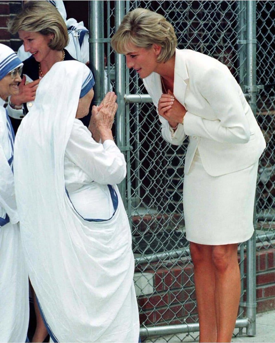 Princess Diana and Mother Teresa in New York. June 18, 1997. Anwar Hussein FOLLOW @HistoryInNFTs FOLLOW @HistoryInNFTs FOLLOW