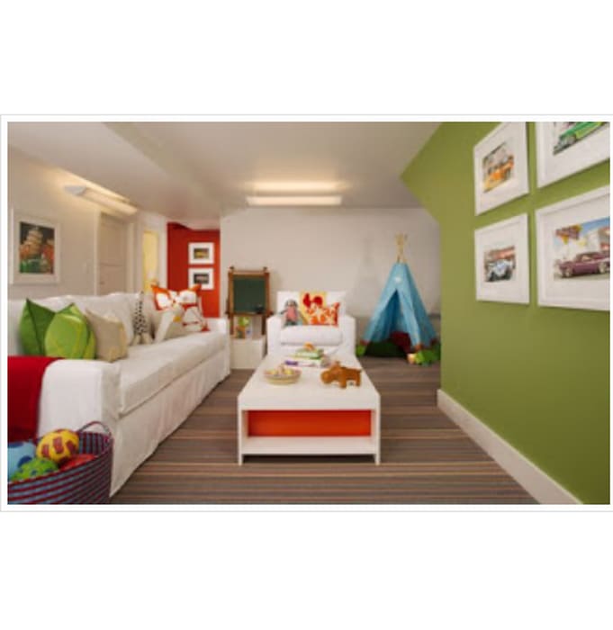 Mix Mobel Single Schlafzimmer Kinderecke Im Wohnzimmer Gestalten