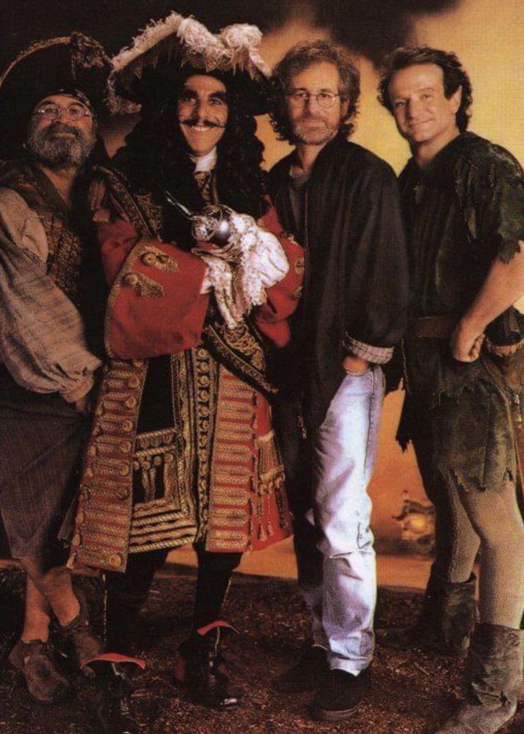 Bob Hoskins, Dustin Hoffman, Steven Spielberg & Robin Williams - Hook, 1991
