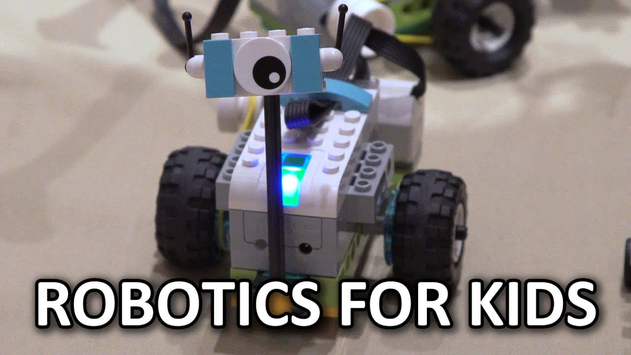 Incorporating robotics into early education! - Lego WeDo 2.0 @ Pepcom - CES 2016