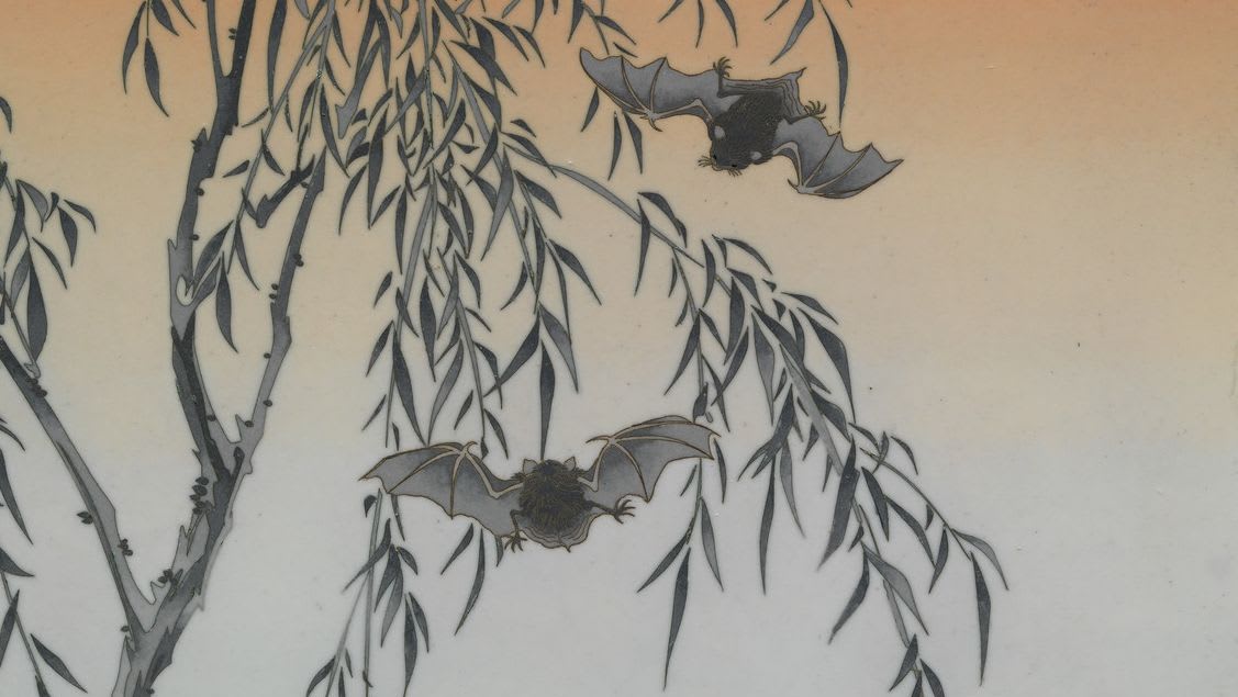 These two flappy friends swooped on in to bring you a MuseumMomentOfZen this evening. Namikawa Sōsuke, "Plaque with Design of Bats," late 19th-early 20th century.