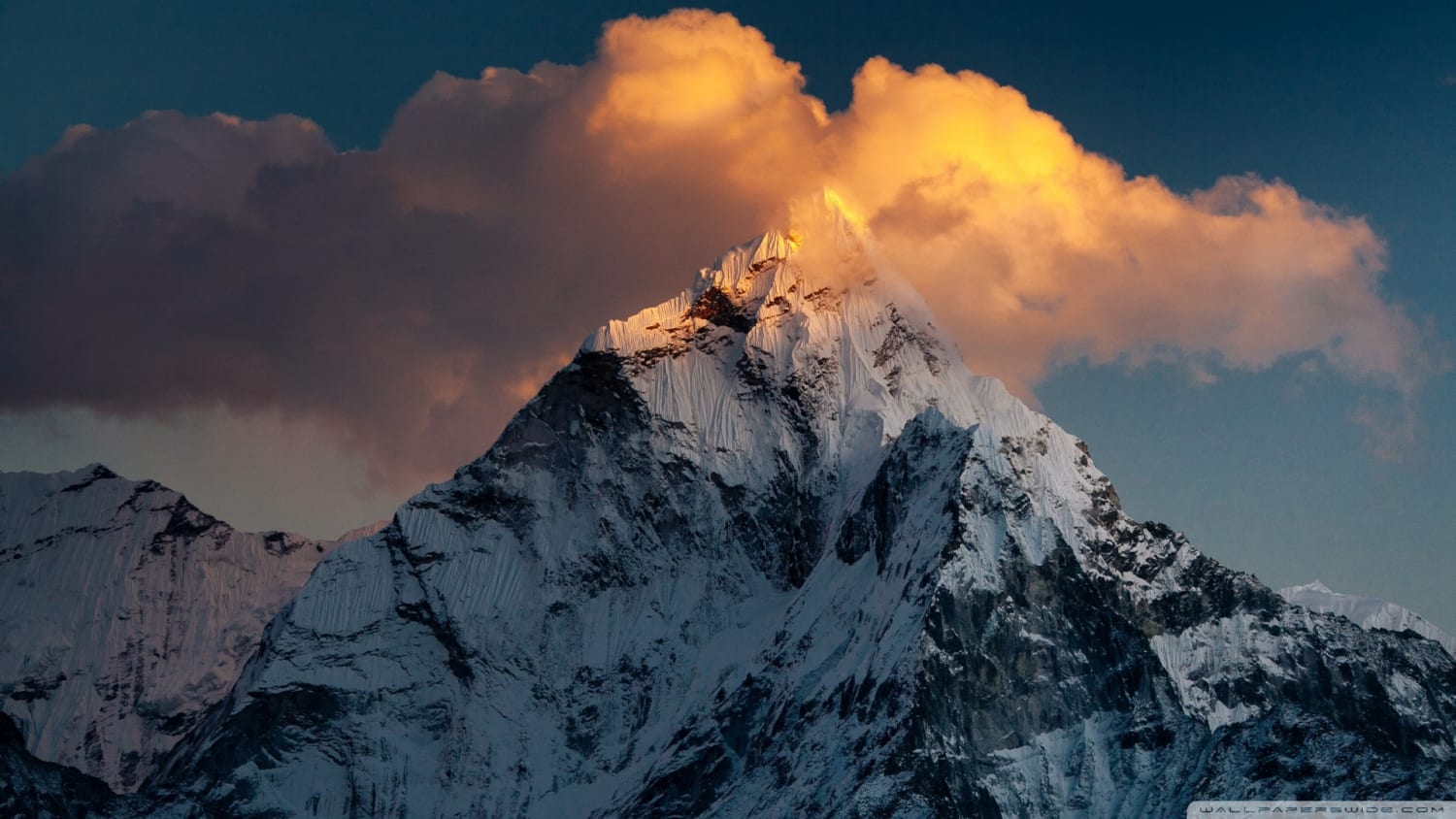 Ama Dablam mountain, Nepal (Photo credit to Cristian Grecu)