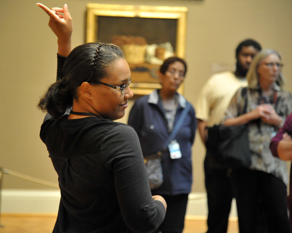 TOMORROW—Gallery Talk in American Sign Language Join us for an interactive tour of works in the collection led by a museum educator in American Sign Language. Free to IL residents—https://t.co/7r334Vc5xW