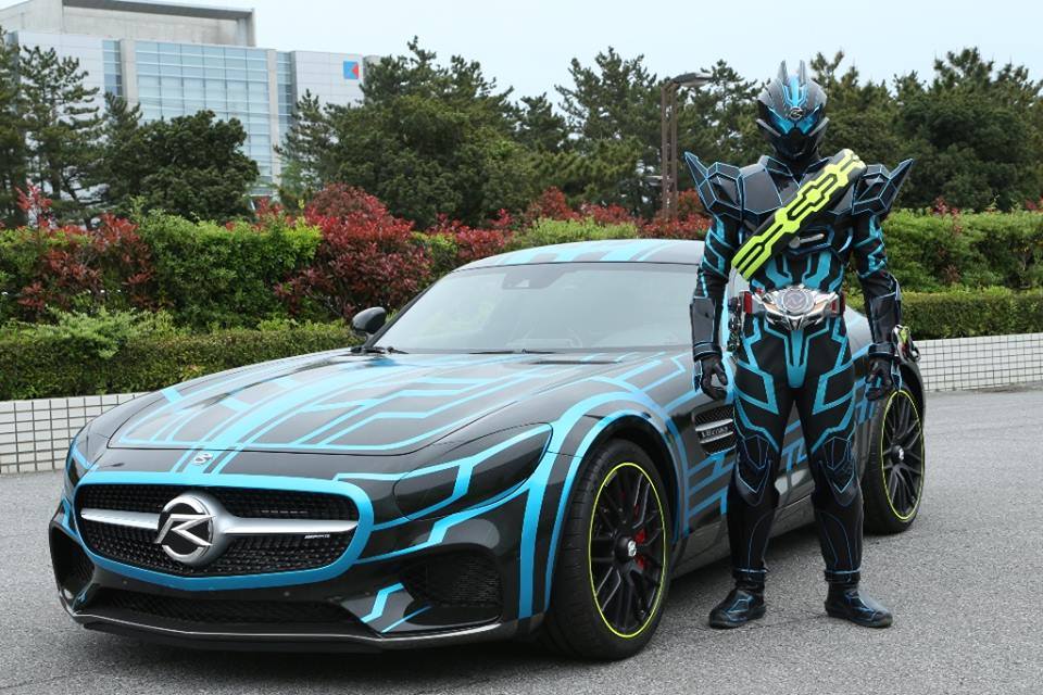 The NEXTridoron, from the movie "Kamen Rider Drive: Surprise Future". It's a modified Mercedes-AMG GT.