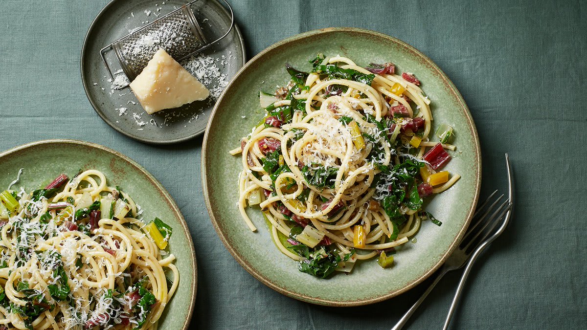 @Nigella_Lawson's spaghetti with anchovies and chard is our new favourite midweek meal. So quick and so delicious!