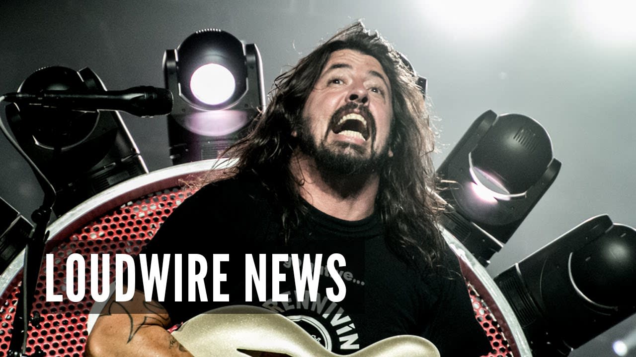 Foo Fighters' Dave Grohl Has Real-Life 'Spinal Tap' Moment