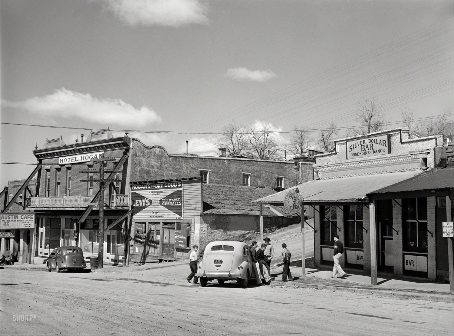 Main street. Austin, Nevada. March 1940. (Photo by Arthur Rothstein)