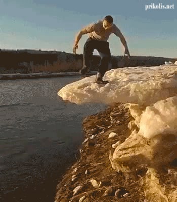 Idiot fighting icecliff
