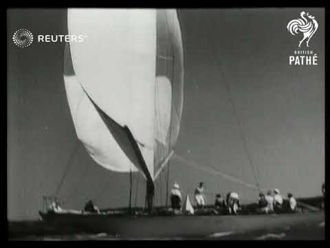 Yacht racing during Cowes Week (1949)