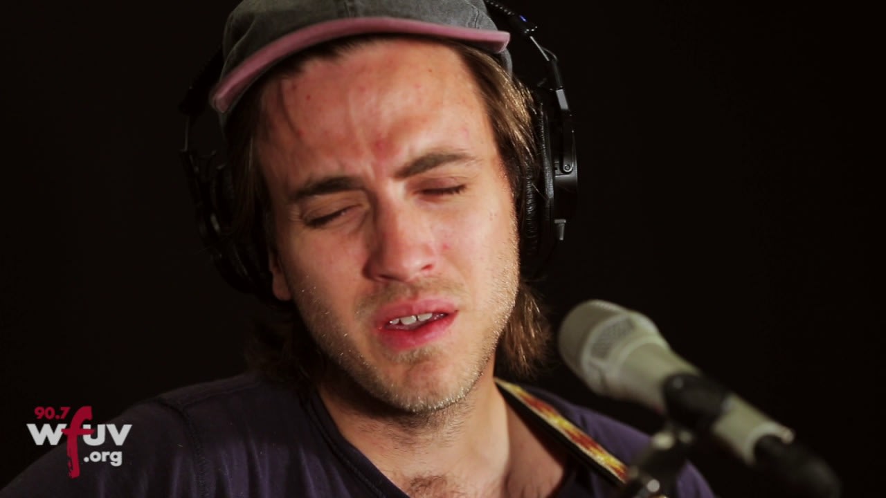 Andrew Combs - "Hazel" (Live at WFUV)