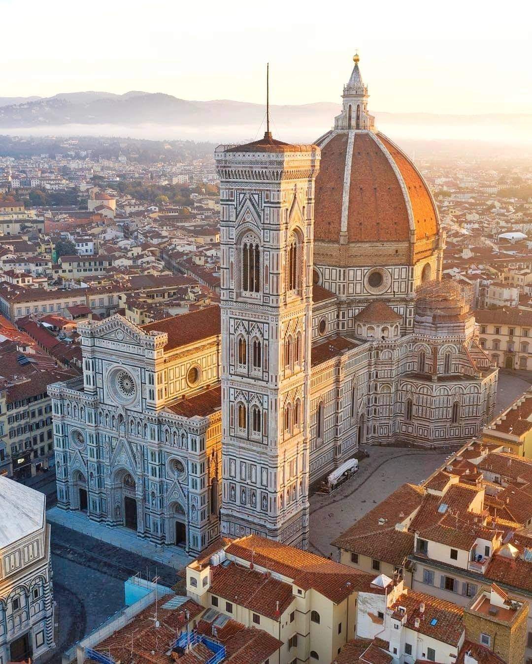 Cathedral of Santa Maria del Fiore, Florence, Tuscany (Photo credit to IG secretagent_wesanderson)
