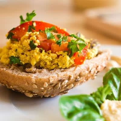 Good old tofu-scramble. Why eat cholesterol pumped eggs when nature can give you THIS