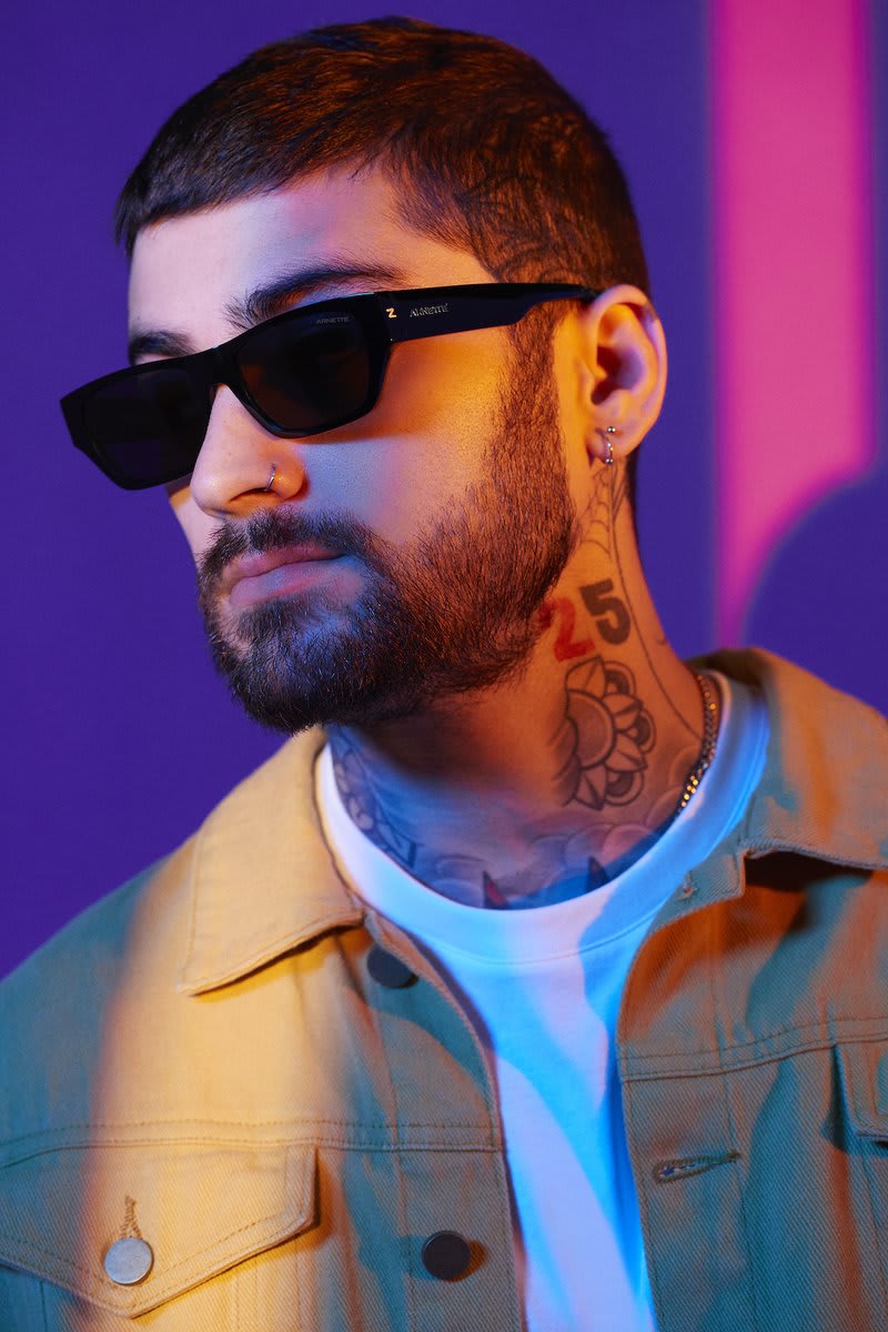 The ZAYN x ARNETTE Level 02 - RETRO TOWN collection strikes an iconic balance between retro cool and modern functionality 😎🤝. READ MORE about the signature eyewear and latest styles here: https://t.co/og3WbixWxW Presented by