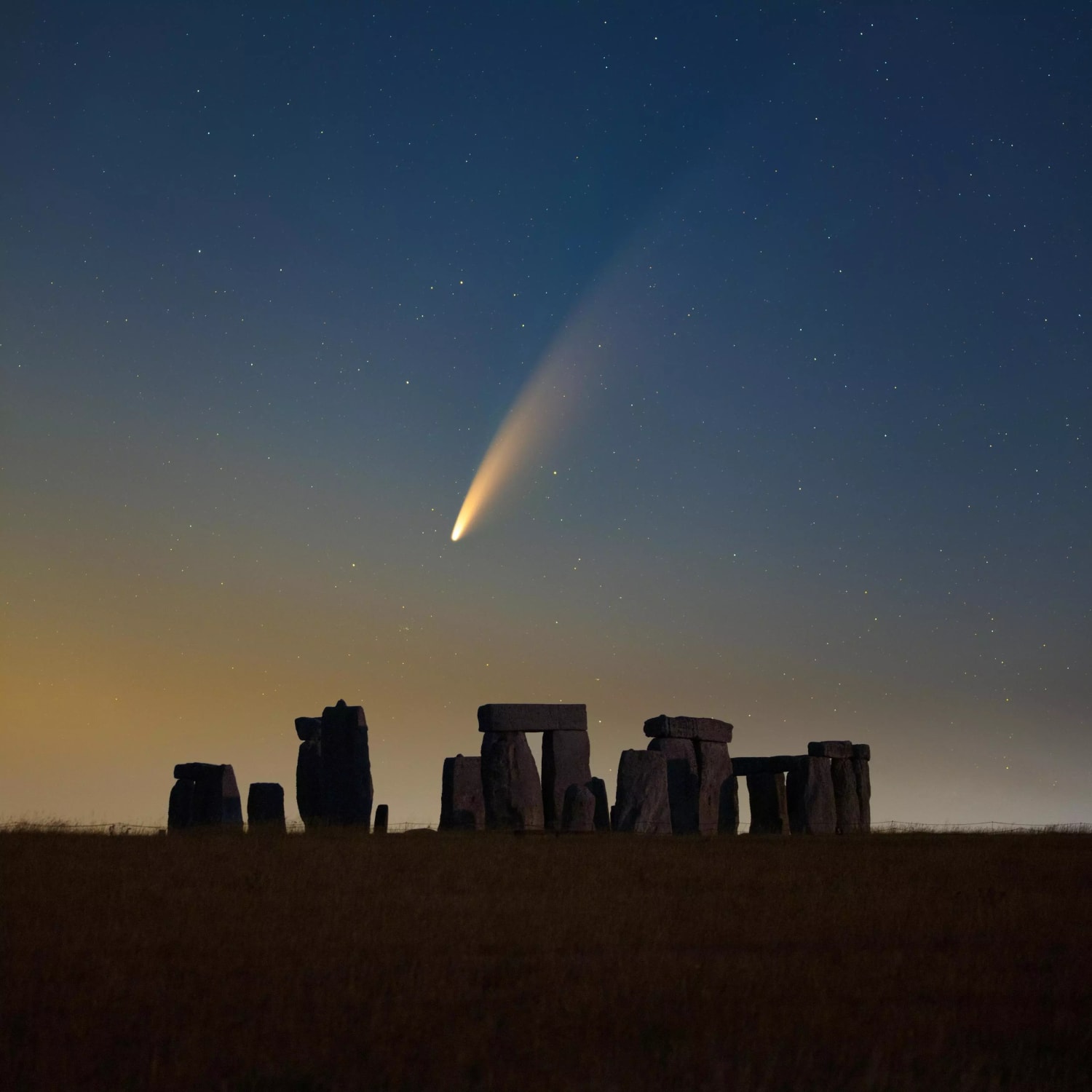 Comet NEOWISE over Stonehenge, UK