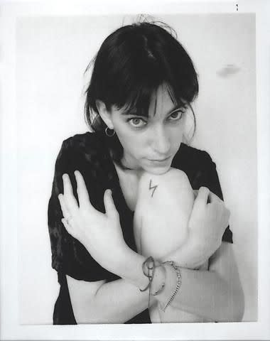 Patti Smith, shot on Polaroid by Robert Mapplethorpe ⚡