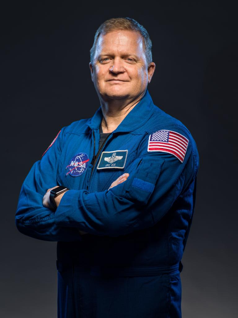 Wishing @Astro_Boe a HappyBirthday! A veteran of two spaceflights (STS-126 & STS-133), Eric Boe is a graduate of the U.S. Air Force Academy (1987) and the Air Force Test Pilot School (1997). Boe is currently training for the crew flight test of Boeing’s Starliner spacecraft