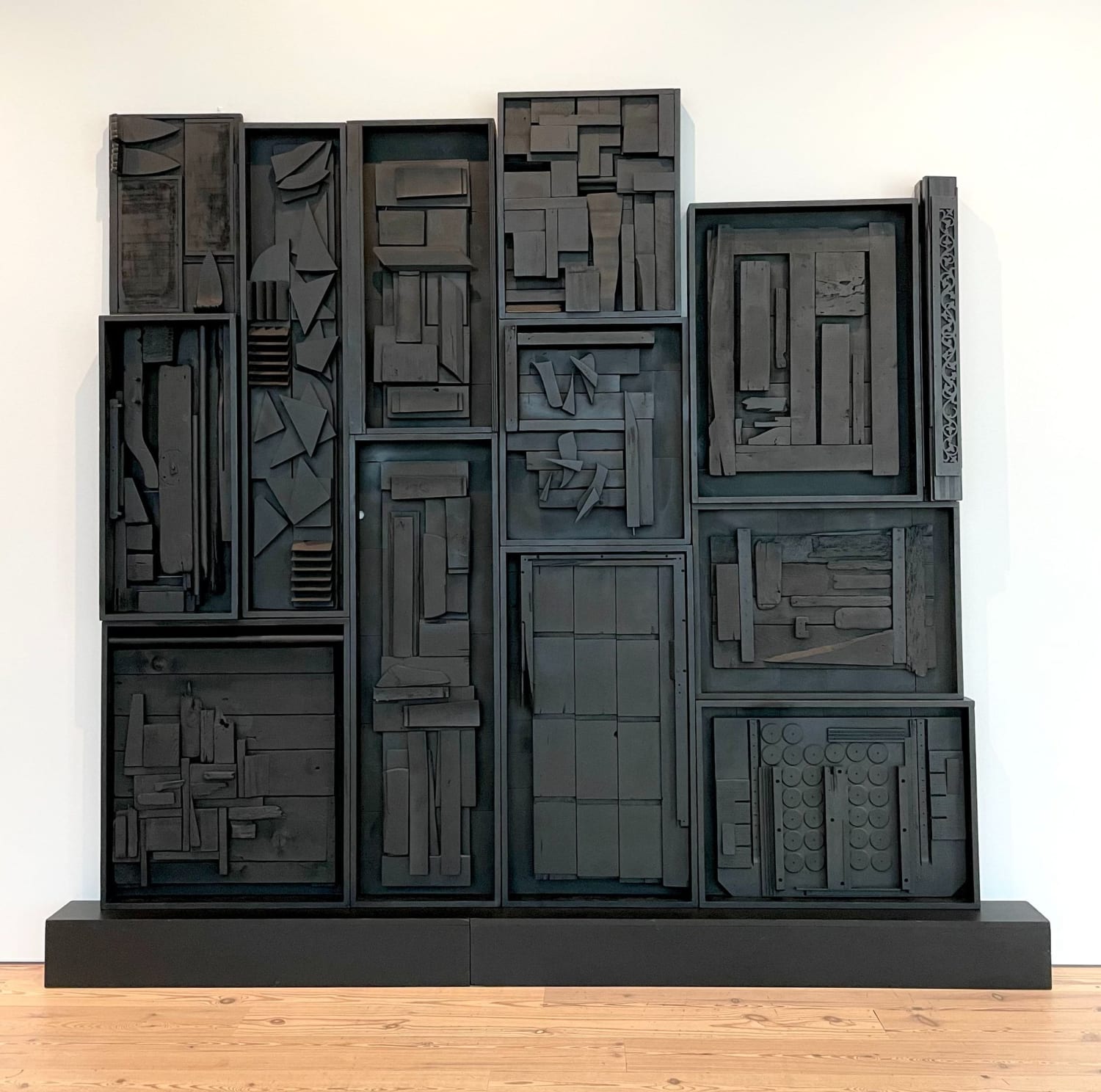 Happy birthday to LouiseNevelson, who was born onthisday in 1899! Her work Young Shadows (1959–60), acquired by the Whitney in 1962 (the first museum sale for Nevelson), is now on view in the Whitney’s Collection: Selections from 1900 to 1965.